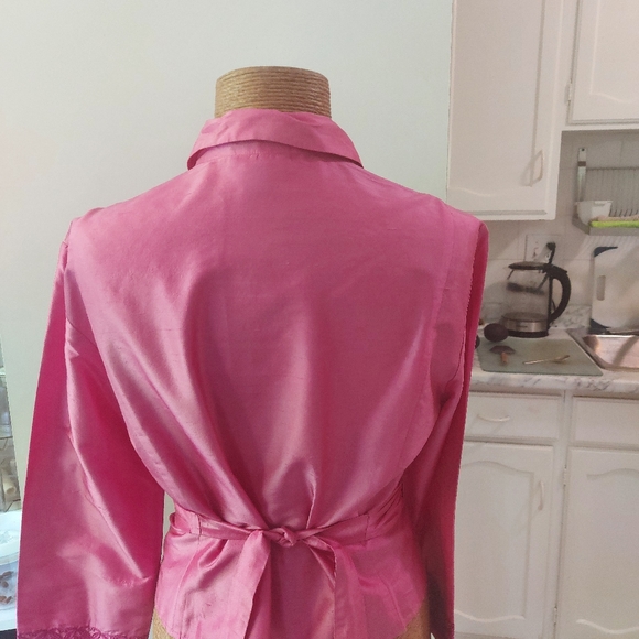 Raw silk hot pink wrap blouse - Picture 3 of 3